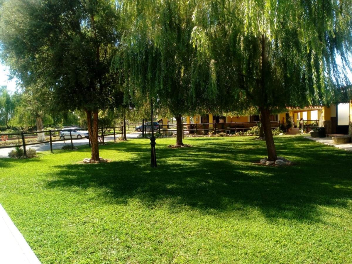 La Posada Hipica Otel Rosalejo  Dış mekan fotoğraf