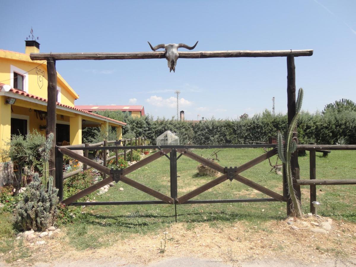 La Posada Hipica Otel Rosalejo  Dış mekan fotoğraf